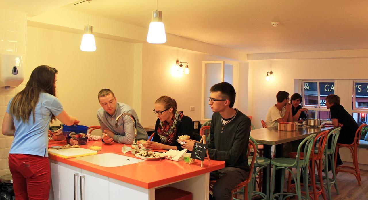 Хостелы Galway City Hostel Голуэй-39